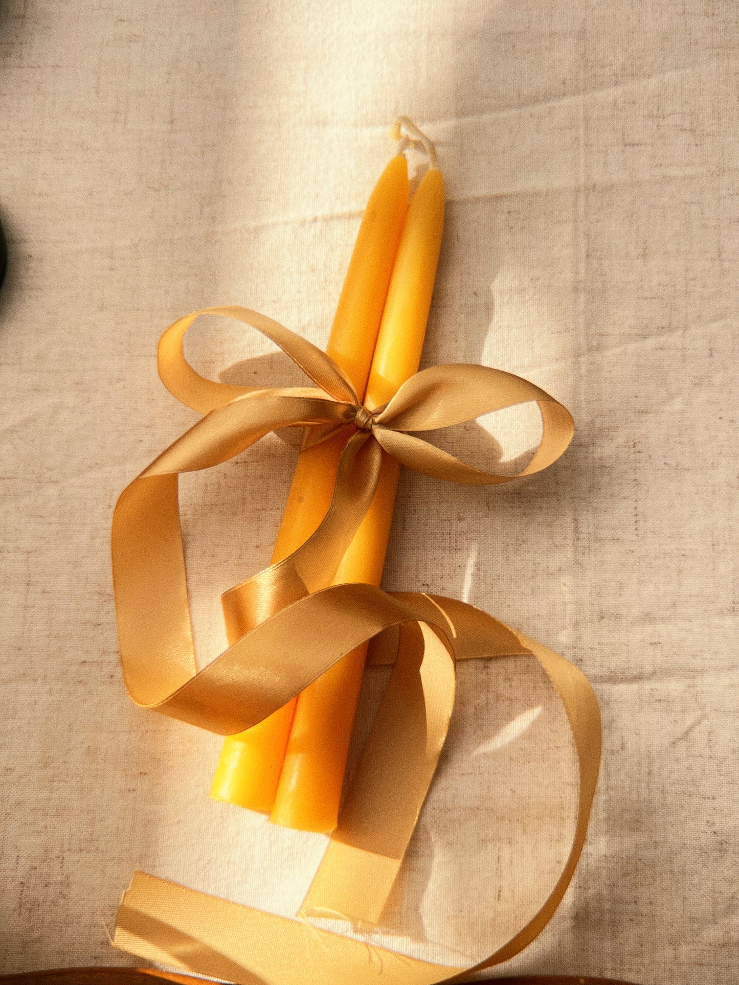 100% Beeswax Pillars, Set of 2