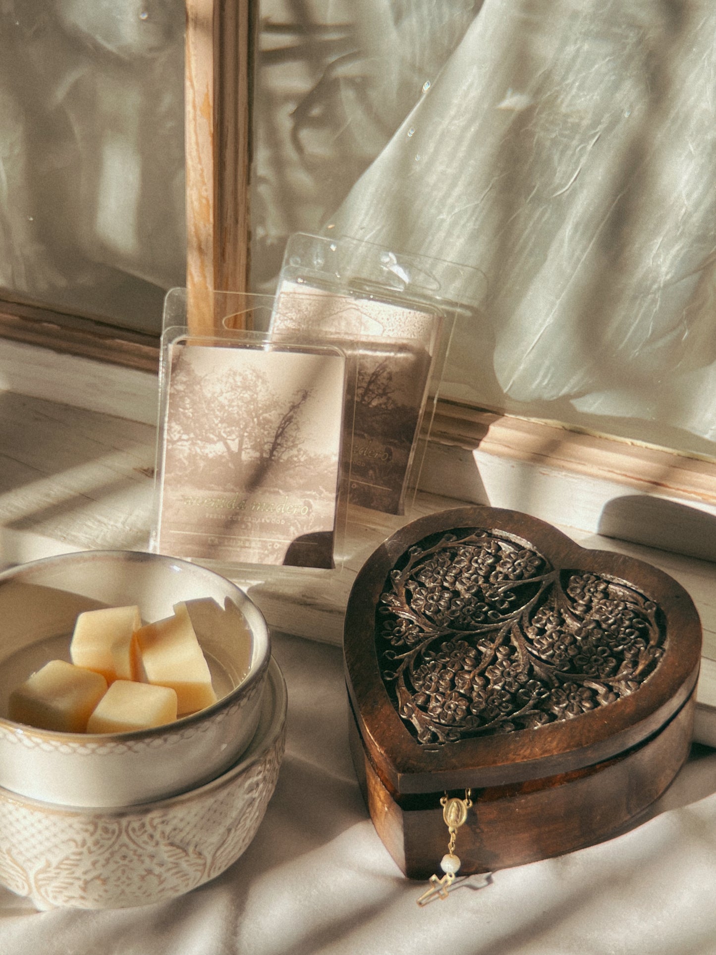 Avenida Madero Wax Melts {Cedarwood & Oak Bark}